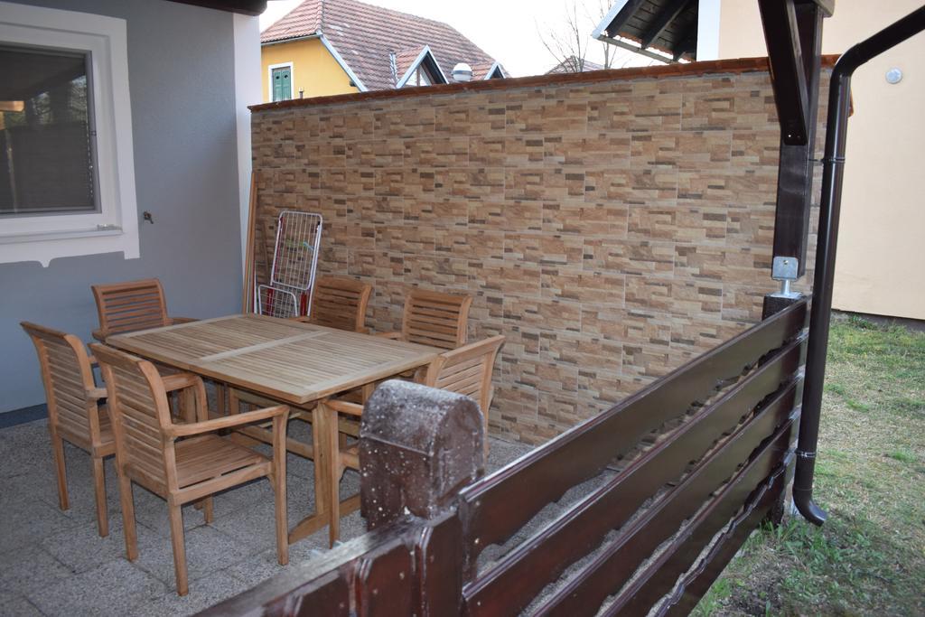 Апартаменти Borovnica Catez Чатеж-об-Саві Екстер'єр фото
