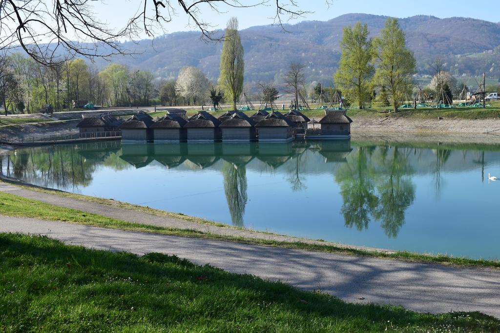 Апартаменти Borovnica Catez Чатеж-об-Саві Екстер'єр фото