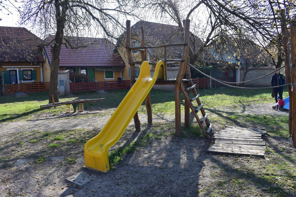 Апартаменти Borovnica Catez Чатеж-об-Саві Екстер'єр фото